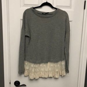 Sweater with lace fooler